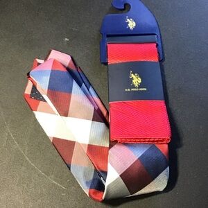 U.S. Polo Assn. Red and Blue Plaid Tie With Pocket Square